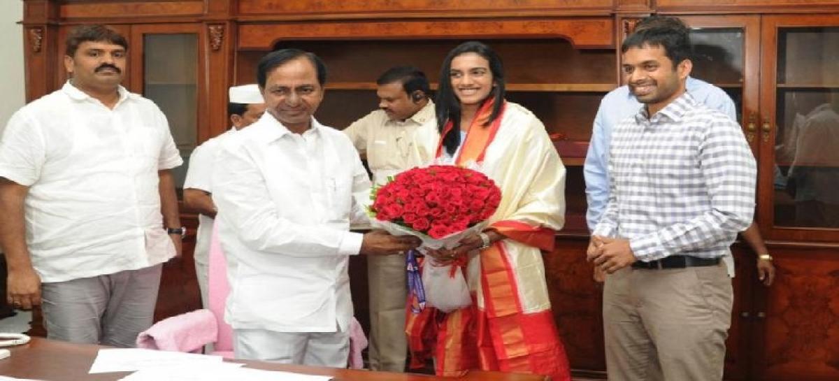 KCR assures all support for PV Sindhus future events